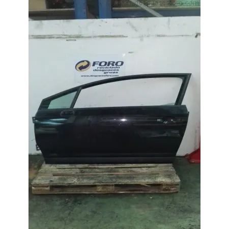 Puerta Delantera Izquierda CITROEN C4 3 Puertas Negra (algo rayada) | Desguaces Foro