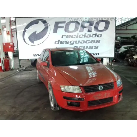 Despiece Fiat Stilo 3 puertas rojo 🚗 al mejor precio | Desguaces Foro