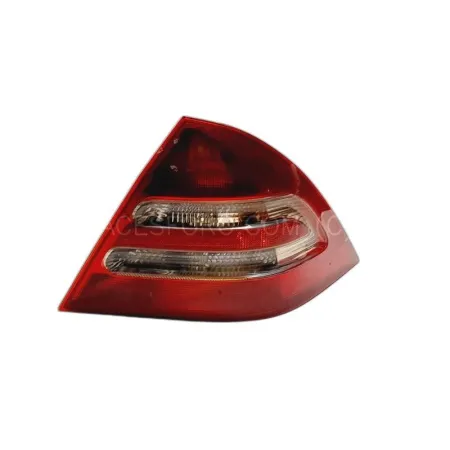 Piloto Trasero Derecho Mercedes Benz W203 Clase-C 2004 2004