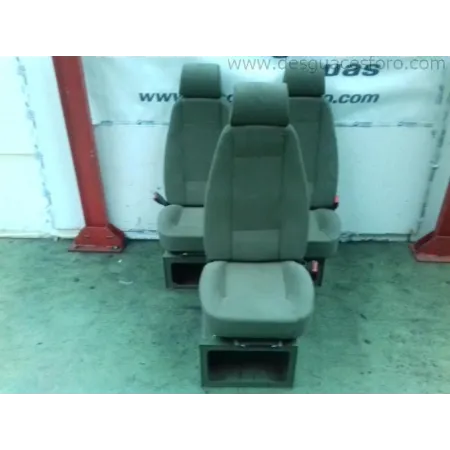 Juego de Asientos NISSAN TERRANO PATROL Color Verde Botella | Desguaces Foro