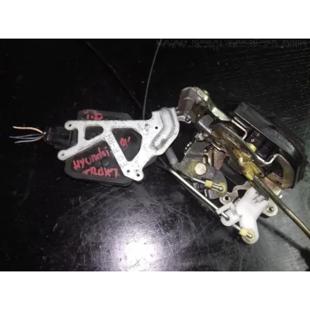 Cerradura Puerta Trasera Derecha HYUNDAI TRAJET 2001 (4 pines) | Desguaces Foro