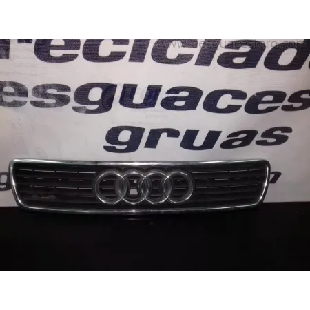 Rejilla Delantera AUDI A4 B6 AVANT Cromada y Negra | Desguaces Foro