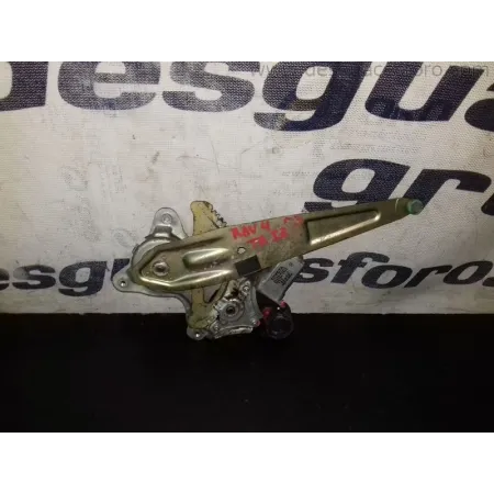 Elevalunas Trasero Izquierdo TOYOTA RAV4 2003 (2 pines) | Desguaces Foro