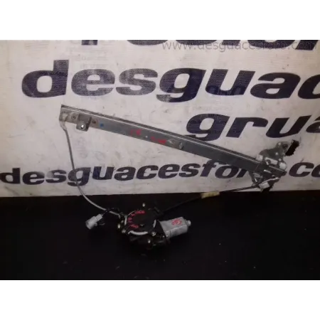 Elevalunas Delantero Izquierdo TOYOTA RAV4 3P (5 pines) | Desguaces Foro