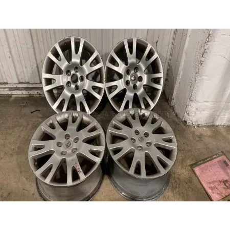 Juego de Llantas RENAULT 17 Pulgadas 5x108 7Jx17 | Desguaces Foro