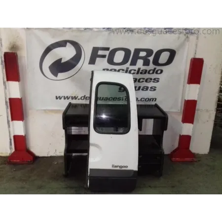 Puerta Trasera Derecha RENAULT KANGOO Blanca | Desguaces Foro