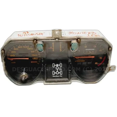 Mb832131 Cuadro de Instrumentos Mitsubishi Montero 1998 2.5 TD