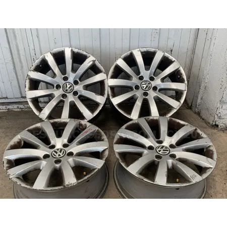 Juego de Llantas VOLKSWAGEN 17 Pulgadas 5x112 7J17 ET33 | Desguaces Foro
