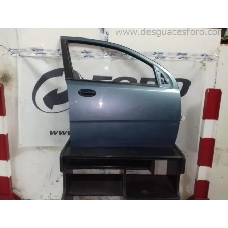 Puerta Delantera Derecha Daewoo Kalos Azul Cielo (Con Rayones)