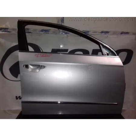 Puerta Delantera Derecha VOLKSWAGEN PASSAT TDI 2006 Plata (algo rayada) | Desguaces Foro