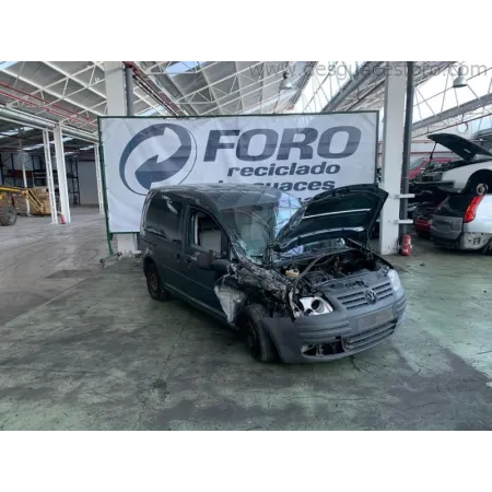 Despiece Volkswagen Caddy 5 puertas con golpe delantero derecho | Desguaces Foro