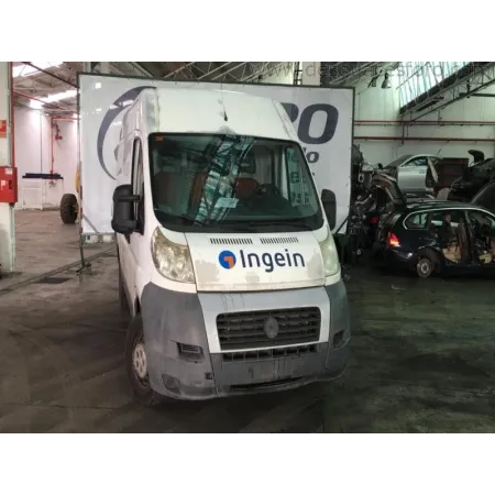 Despiece Fiat Ducato 5 puertas blanca rotulada | Desguaces Foro