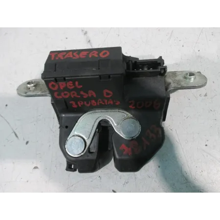 55701971 CERRADURA DE MALETERO PORTÓN OPEL CORSA D