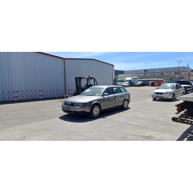 Despiece AUDI A4 B6 AVANT 1.9 TDI  - Imagen del coche