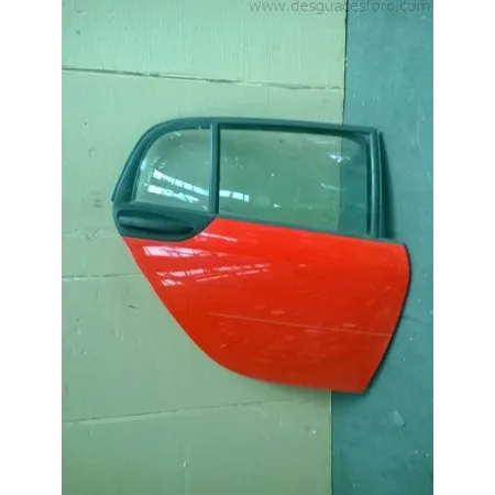 Puerta Trasera Derecha SMART FORFOUR Roja | Desguaces Foro
