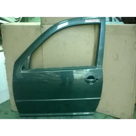 Puerta Delantera Izquierda Volkswagen Golf IV Gris | Desguaces Foro