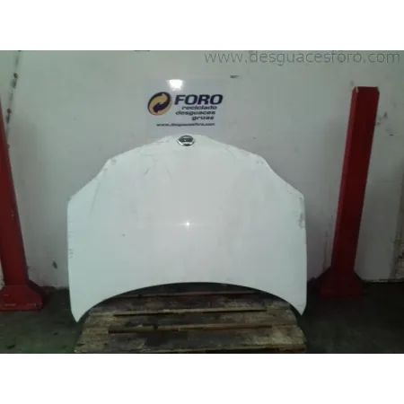 Comprar Capó de Nissan Primera P12 Blanco | Desguaces Foro