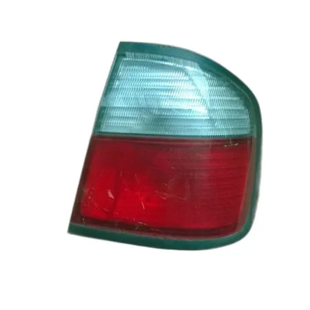 Piloto Aleta Trasero Derecho Nissan Primera 1996 | Desguaces Foro