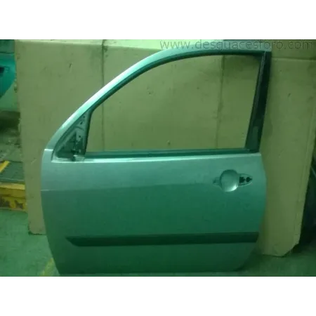 Puerta Delantera Izquierda FORD FOCUS I FASE II 3 Puertas Plata | Desguaces Foro