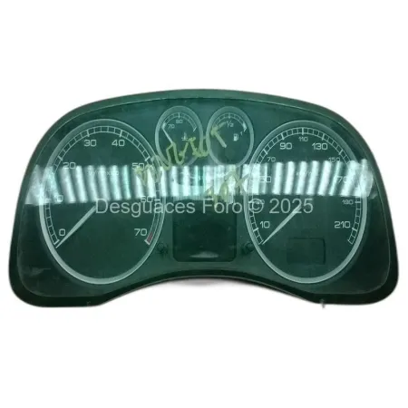 Comprar Cuadro de Instrumentos Peugeot 307 | Desguaces Foro
