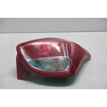 [92402-B9000] Piloto Trasero Derecho Hyundai I10 2013