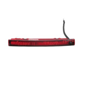 [8200073239] 3º Luz De Freno Renault Megane II 2003