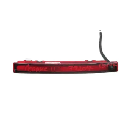 [8200073239] 3º Luz De Freno Renault Megane II 2003