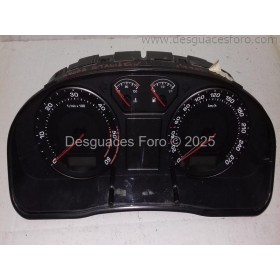 Cuadro de instrumentos Skoda Octavia.