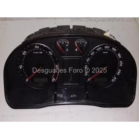 Cuadro de instrumentos Skoda Octavia.
