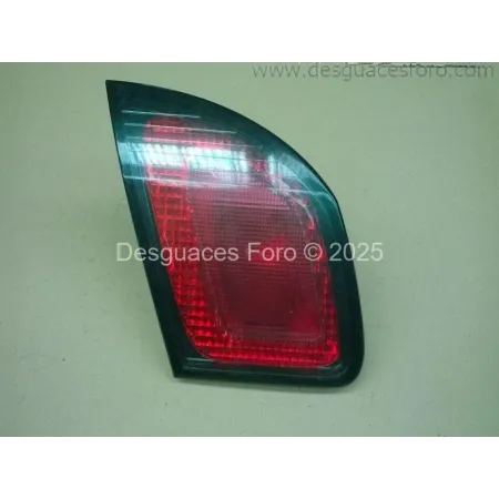 Piloto trasero derecho Nissan Primera 