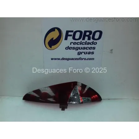 Piloto trasero derecho Fiat Punto.