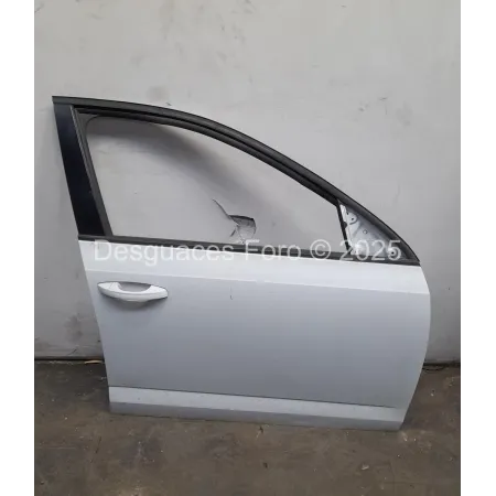 PUERTA DELANTERA DERECHA SKODA OCTAVIA RANCHERA