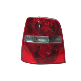 PILOTO TRASERO IZQUIERDO VOLKSWAGEN TOURAN PILOTO TRASERO IZQUIERDO VOLKSWAGEN TOURAN