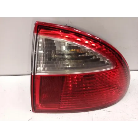 PILOTO TRASERO DERECHO SEAT LEON I