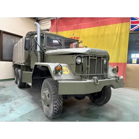 Kaiser-Jeep M35A2 en Venta | Camión Militar Clásico Restaurado