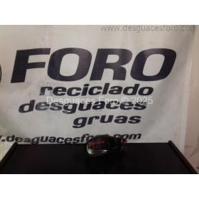 Retrovisor delantero izquierdo Citroen Xsara Picasso. cinco pines. plástico