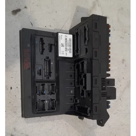 2115453801 CAJA DE RELÉS Y FUSIBLES MERCEDES CLASE E 500