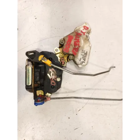 8055361U66 CERRADURA PUERTA DELANTERA IZQUIERDA NISSAN ALMERA N15