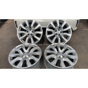 JUEGO 4 LLANTAS LAND ROVER 18" 8Jx18