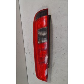 PILOTO TRASERO DERECHO FORD FIESTA