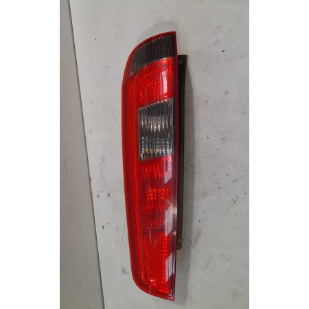 PILOTO TRASERO DERECHO FORD FIESTA