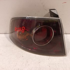 945258 PILOTO TRASERO IZQUIERDO SEAT IBIZA 6 L