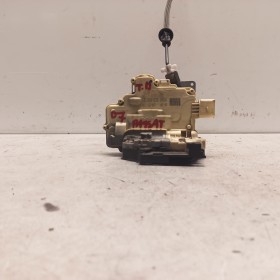 CERRADURA DE PUERTA TRASERA DERECHA VOLKSWAGEN PASSAT