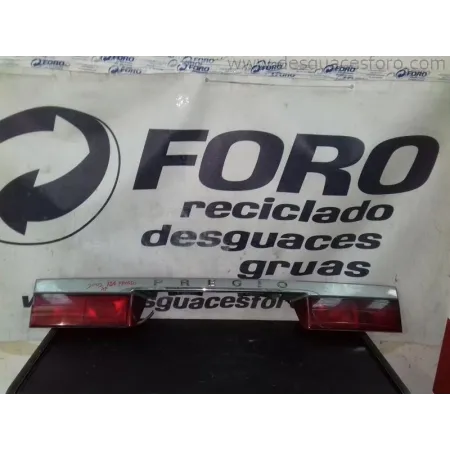 Piloto Portón Trasero Derecho e Izquierdo KIA PREGGIO 2002 | Desguaces Foro