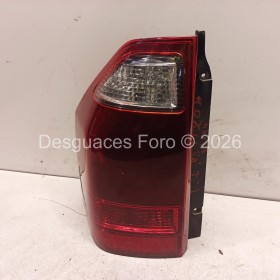 P3157 PILOTO TRASERO IZQUIERDO MITSUBISHI MONTERO V60