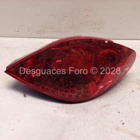 PILOTO TRASERO DERECHO PEUGEOT 207
