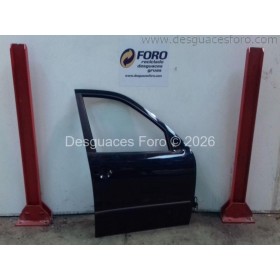 Puerta delantera derecha Seat Toledo II azul oscuro.