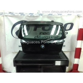 Portón trasero BMW Serie 1 E87. 5 puertas. negro (con cerradura y visagra)