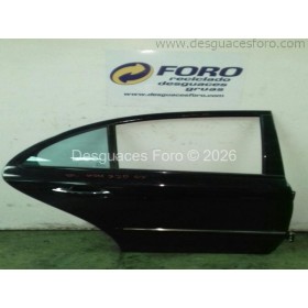 Puerta negro Mercedes