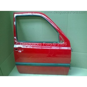 Puerta delantera derecha Volkswagen Golf III roja (tres puertas).
